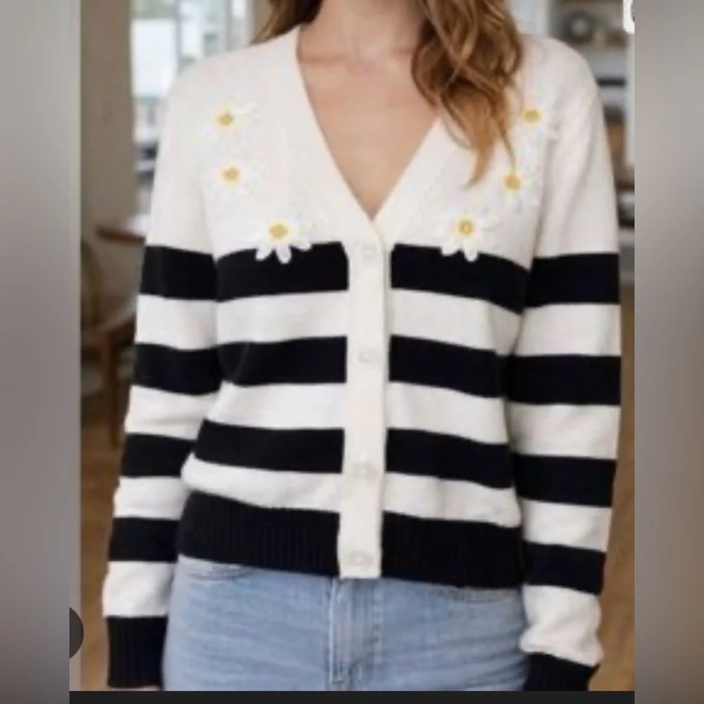 NWT Calligraphie by Anthropologie Cardigan Daisy 🌼 Women’s Sz M